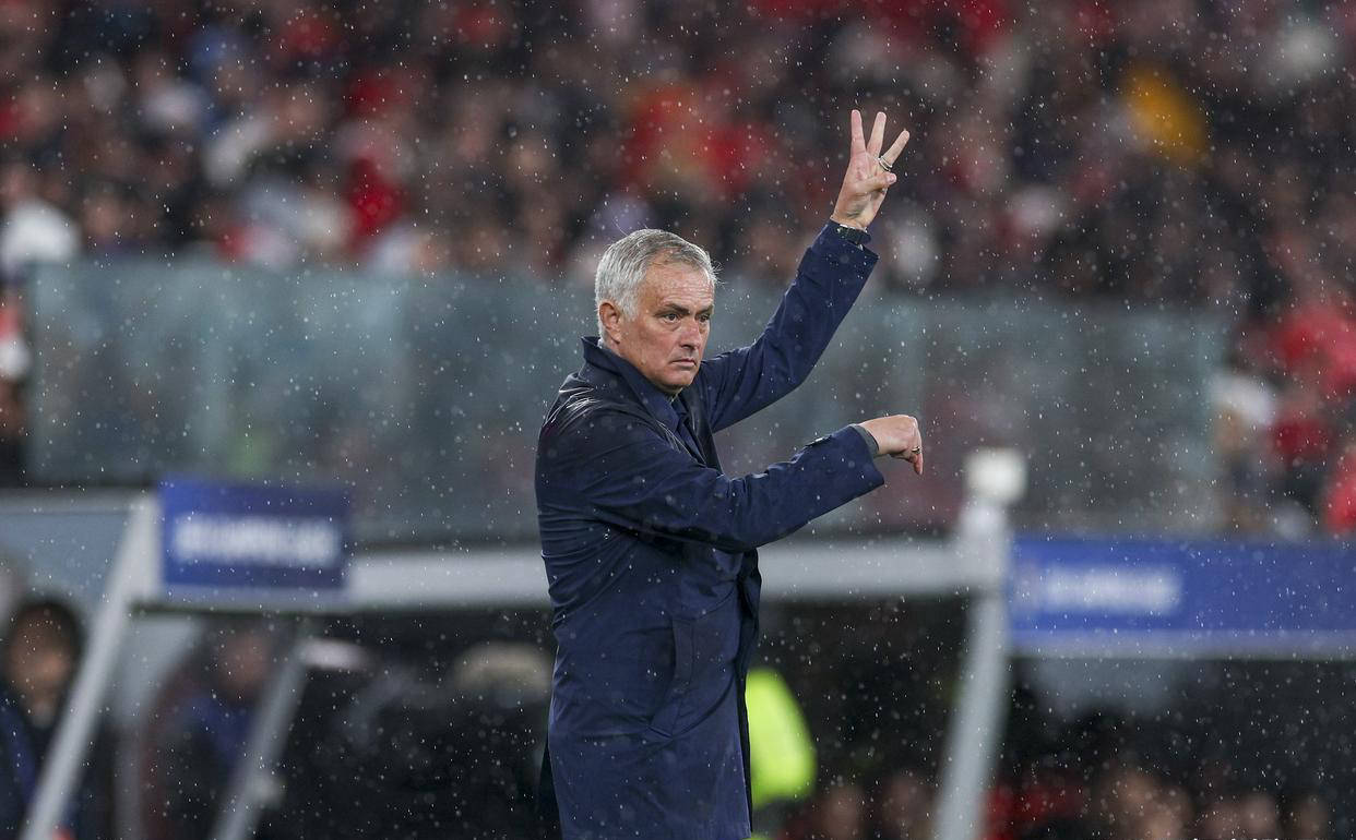 穆里尼奥全力迎战!姆巴佩有望复出,魔鬼般的光明球场等待皇马考验